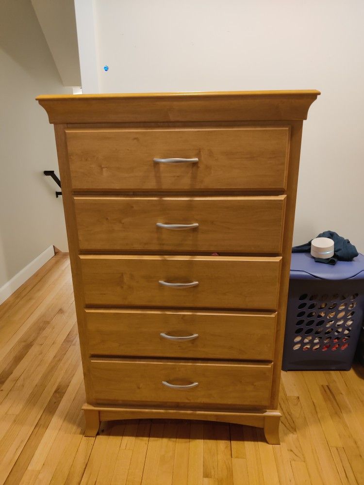 Queen Bedroom Set