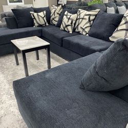 144 black sectional 🖤Only $54 Down Payment 💸 Financing Available 👍Same Day Delivery 