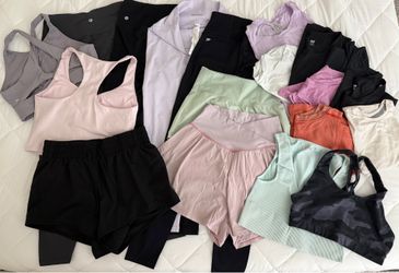 Women’s size small workout bundle