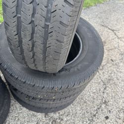225 75 16