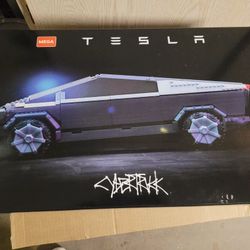 Mega Blocks Tesla Cybertruck