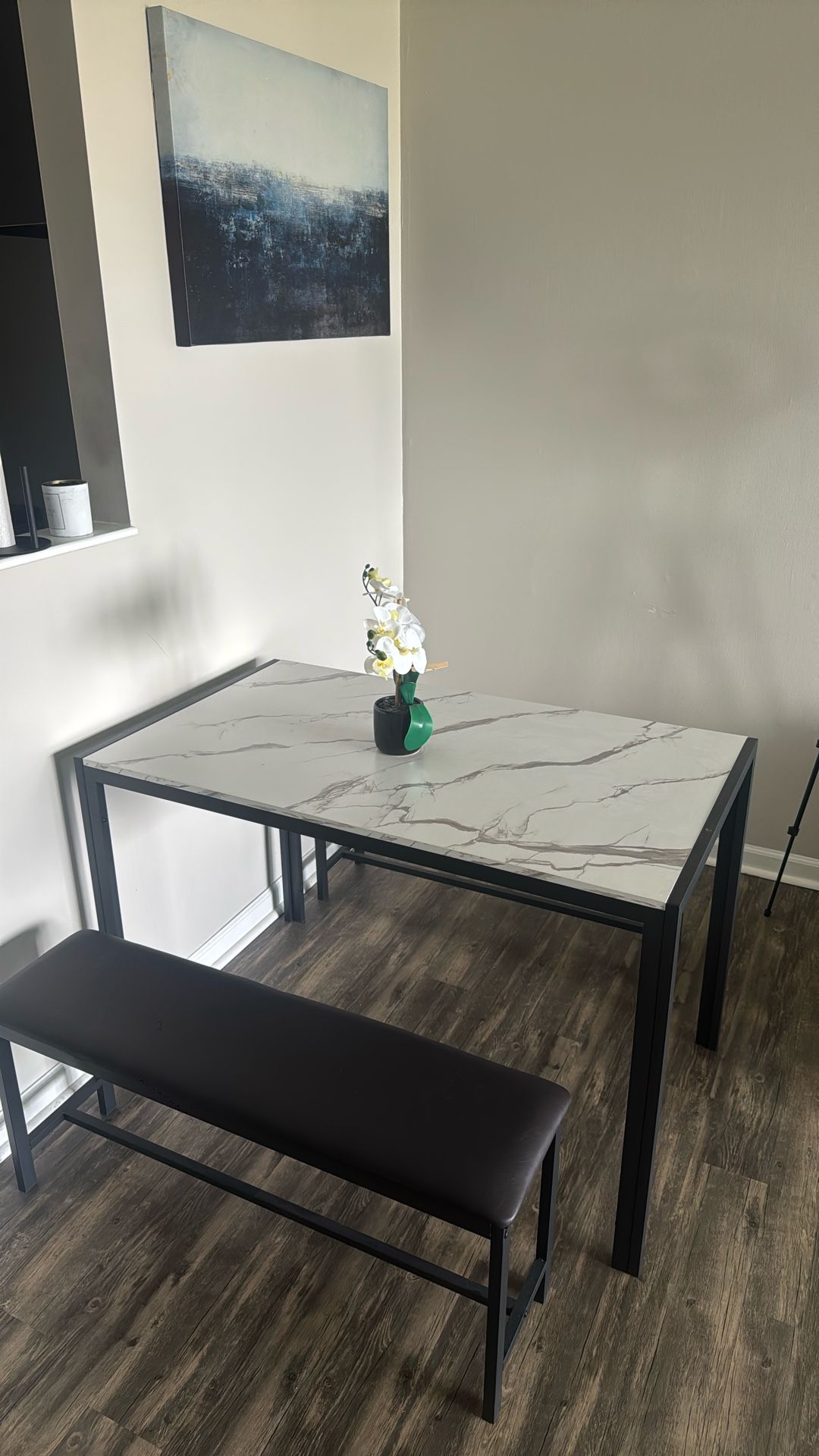 Dinning table With Bench