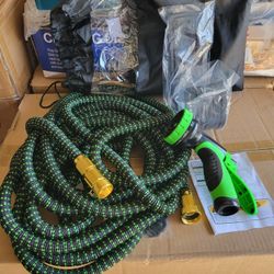 100 Feet Garden Water Hose with Spray Nozzle New