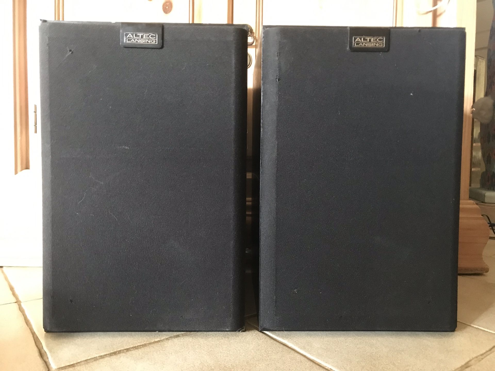 Altec Lansing Model 83 speakers for Sale in Miami, FL - OfferUp