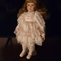 Collectable Antique Dolls 