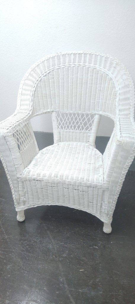 A Set Of 2 Vintage Antique Natural Real WHITE WICKER ARMCHAIR And Coffee Table Porch Furniture STURDY LARGE