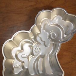 Wilton my little pony cake pan