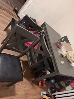 Dinner Table And Chair