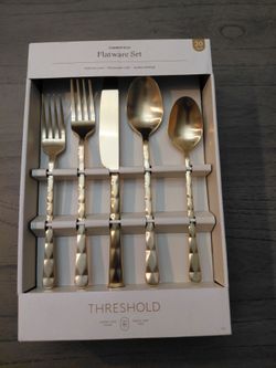 Threshold Cherryfield 20-Piece Flatware Set