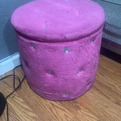 Round Storage Ottoman 