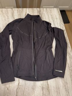 LuluLemon Zip up