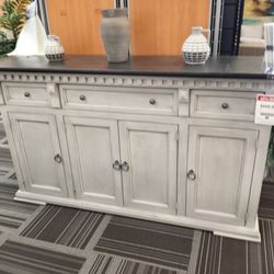 Buffet Server 