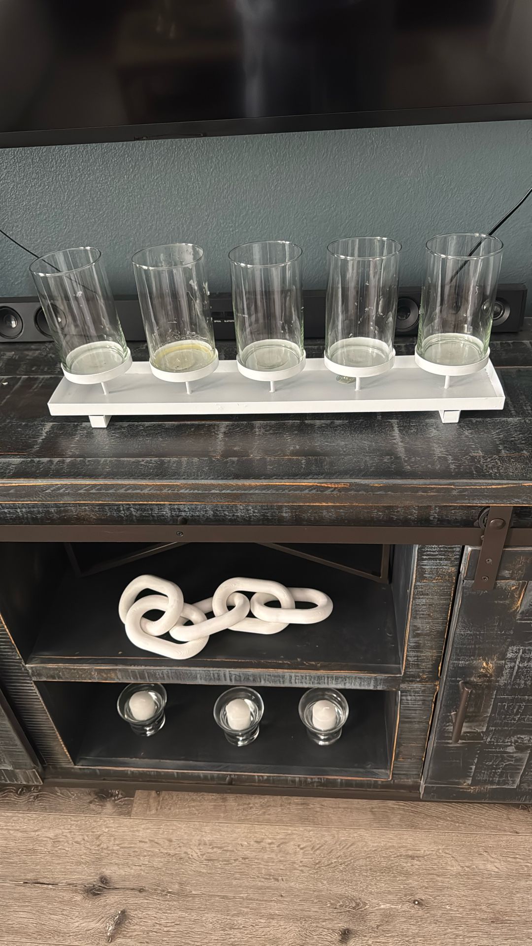 Farmhouse Candle Holder With Removable Glass Vases