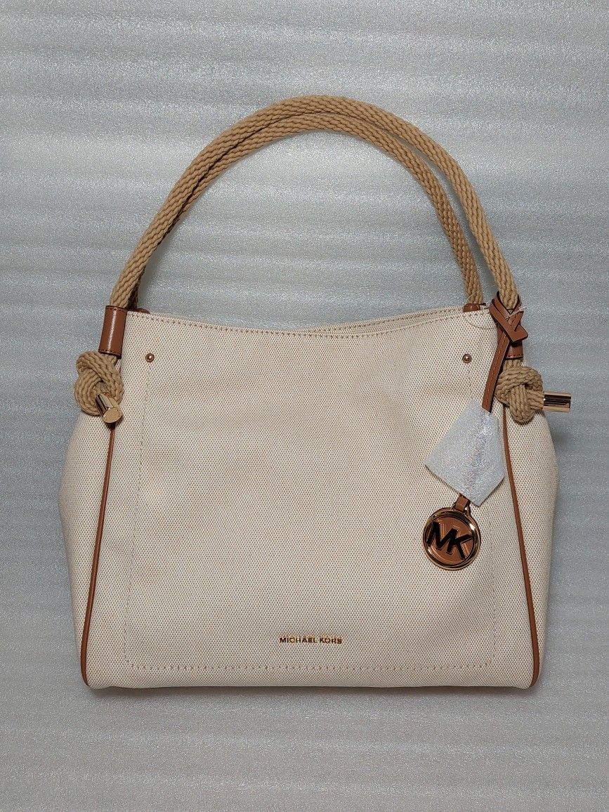 Michael Kors Designer Purse Shoulder Tote Bag. Beige. Perfect For Summer. Brand new with tags. Beautiful women's handbag.