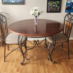 Dining Table and 4 Chairs