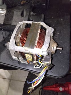 Motor for sale in Pine Hills Northwest side
