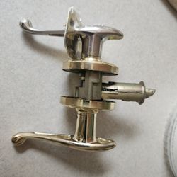Mobile Home Bedroom And Bathroom Doors Handles 