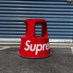 Supreme x Wedo Step Stool Red FW14 – Authentic – Great Condition