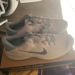 Nike Flex Experience RN 11 NN Men’s Size 13 Running Shoes Blue