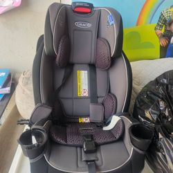 Graco Convertible Car Seat with Cup Holders
