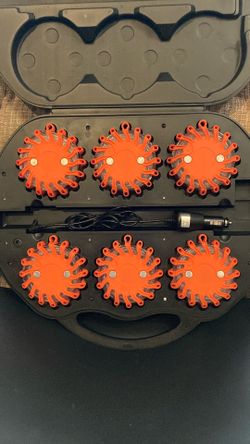 (LED) Roadside Emergency Disks (Rechargeable & Magnetic)