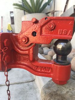 Tow hitch for ford truck