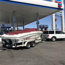 1998 Sea Ray Bow ryder 210