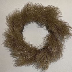 Happy New Years Gold Glitter Wreath 