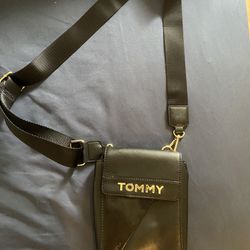 Tommy Hilfiger Crossbody Bag