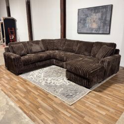 Brown Corduroy Sectional Sofa 🚛 Delivery Available