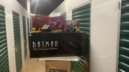 DC/ DC direct/ Mc Farlane/ Batman/ Batman Animated Series/ Batwing/ Batcycle/ Joker mobile 