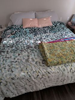 Queen sized memory foam mattress