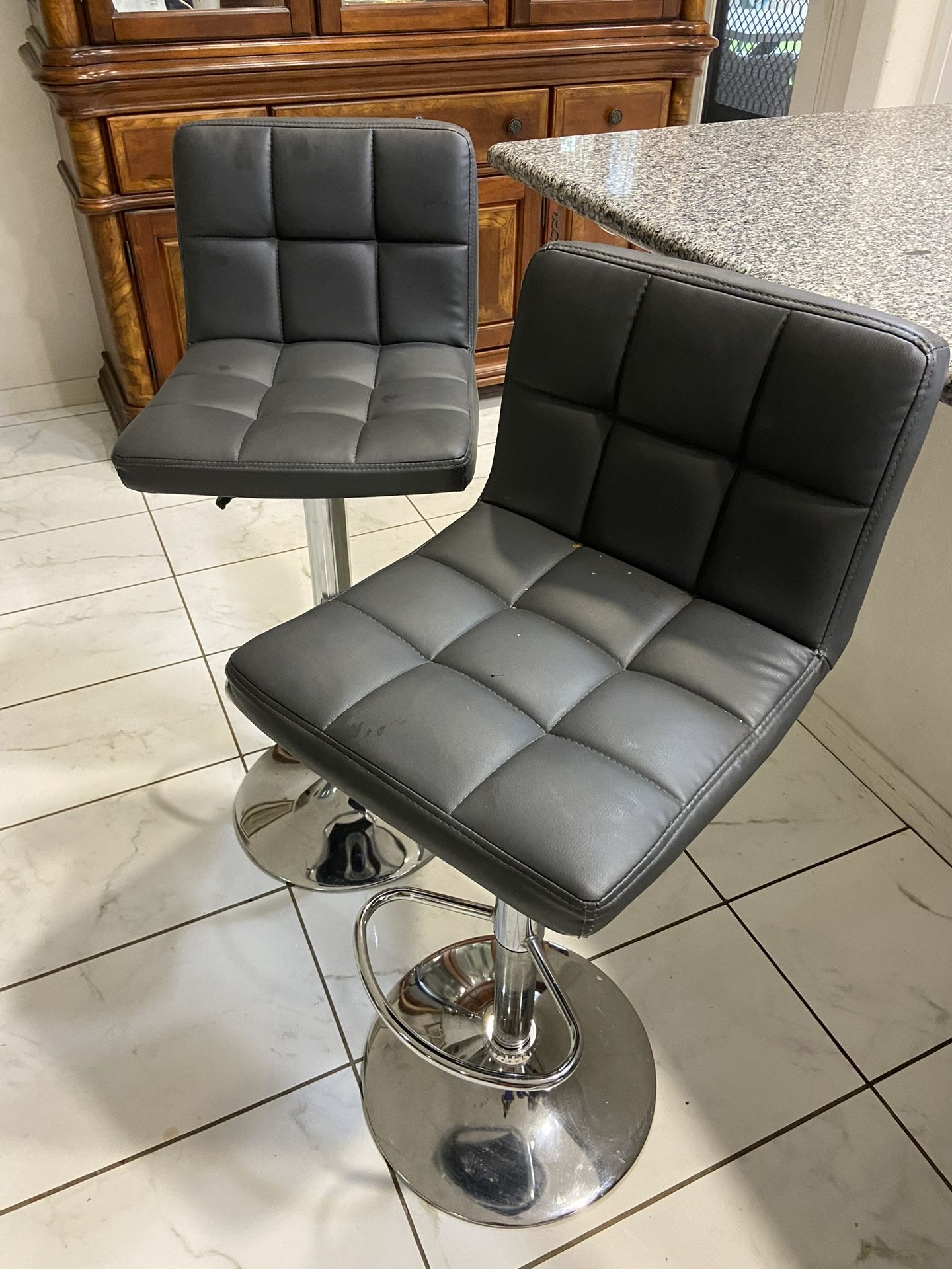 Set of 4 Bar Stools