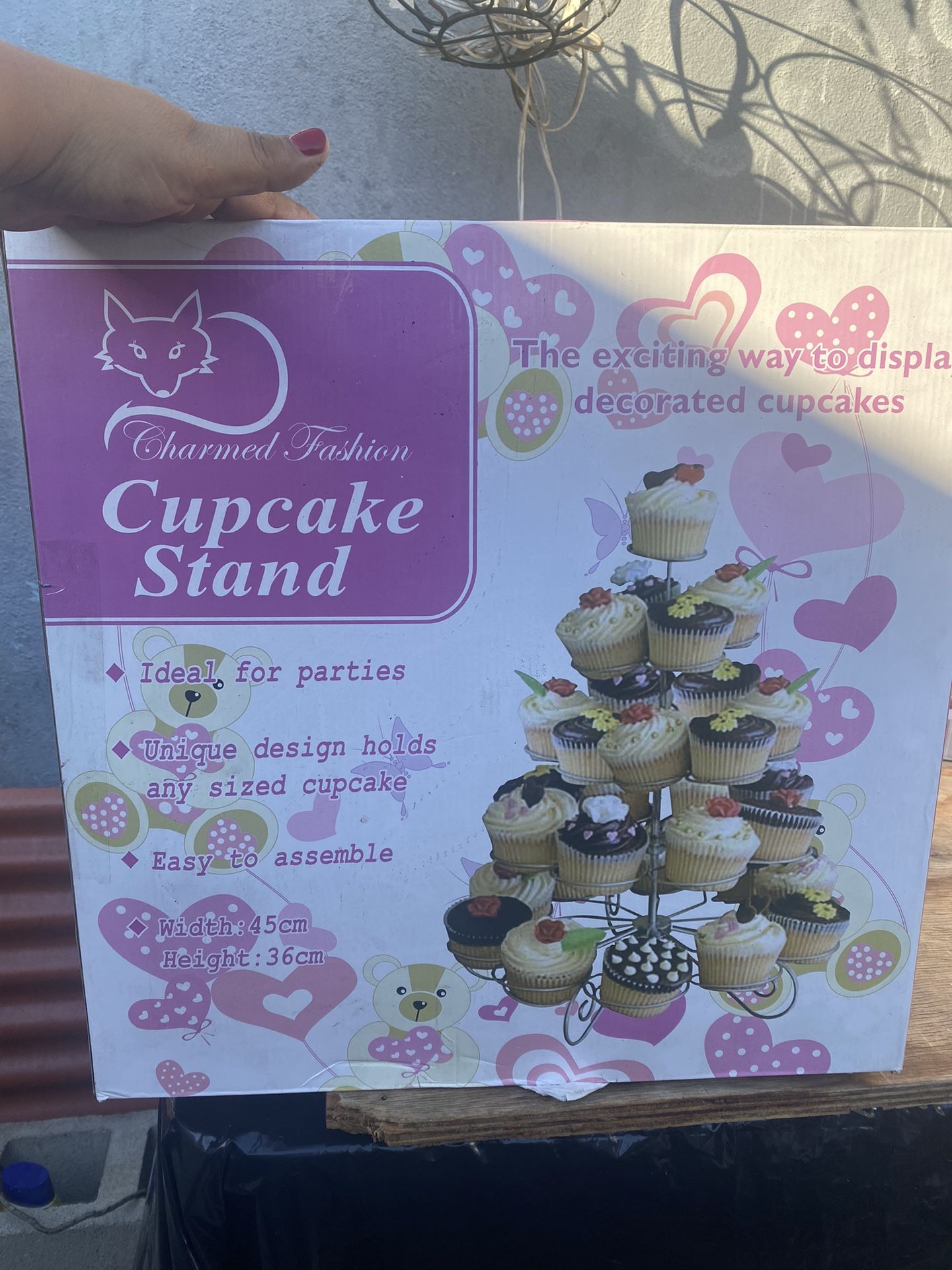 Cupcake Holder 
