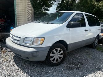 2000 Toyota Sienna