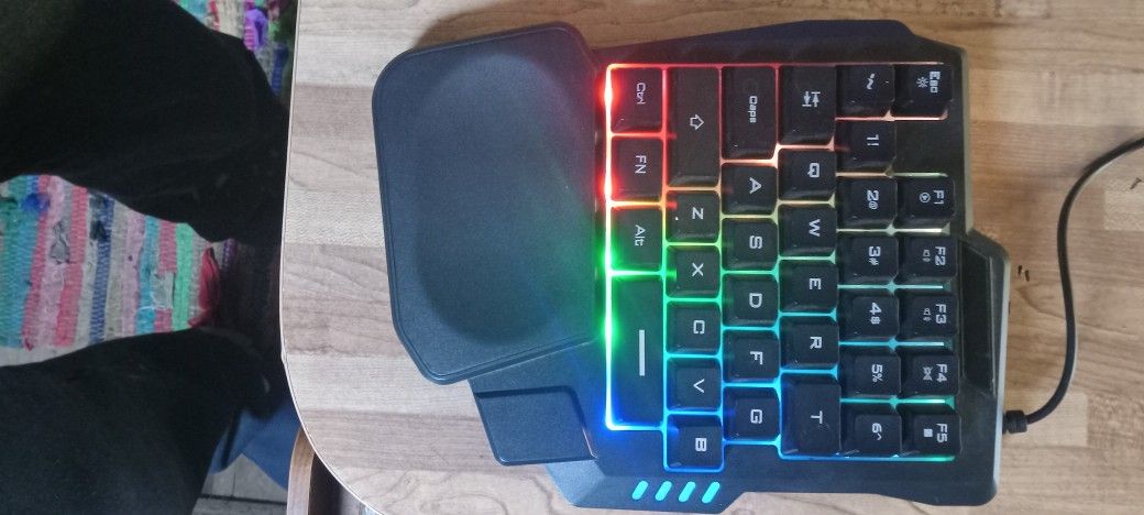 Vibe Gaming LED One Hand Keyboard DG-MINIKB-HOL22