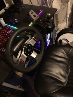 LOGITECH G27 GREAT CONDITION WITH SHIFTER for Sale in Ontario, CA - OfferUp