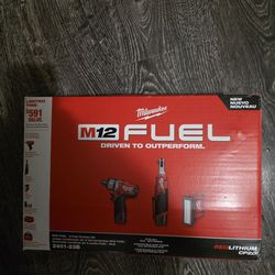 M12 fuel drill driver, ratchet and light