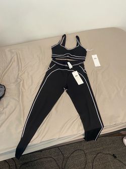 Alo Yoga Black Two-Piece Set with Tags