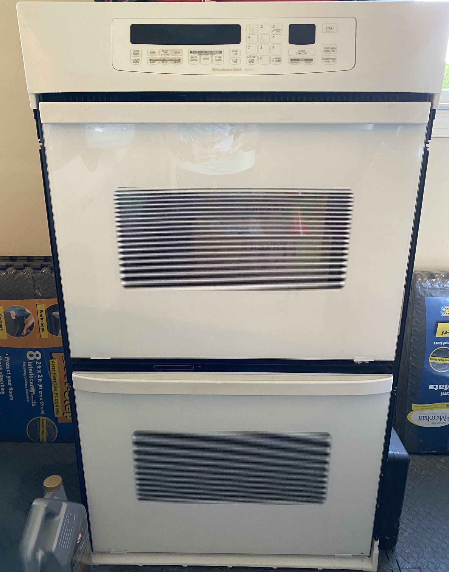 PENDING PICKUP Kitchen Aid White Double Wall Oven FREE