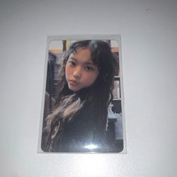 haerin photocard!