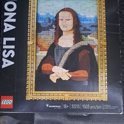 Mona Lisa LEGO Puzzle
