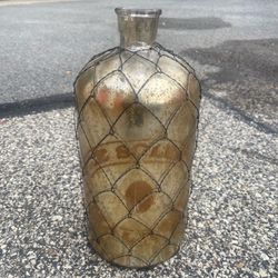 🏠 Large Vintage French Mercury Glass Vase – Wire-Caged
