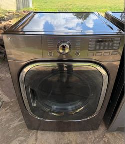 LG Stackable Smart Gas Dryer