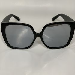 Vince Camuto Sunglasses