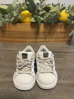 Toddler Original 2015 Adidas Super Star Size 5