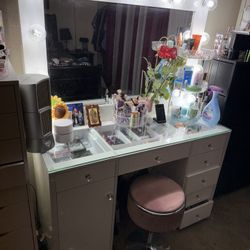 Mirror Vanity