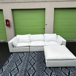 West Elm Sectional Couch 🛻Free Delivery🛻