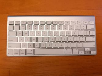 Apple Wireless Keyboard – Bluetooth | Aluminum | Mac/iPad