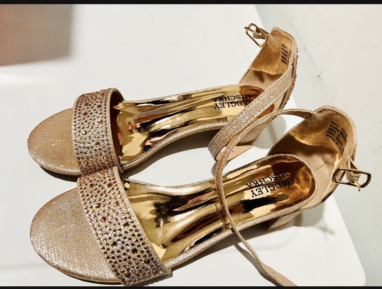 Badgley Mischka Gold Glitter Heels β Size 2